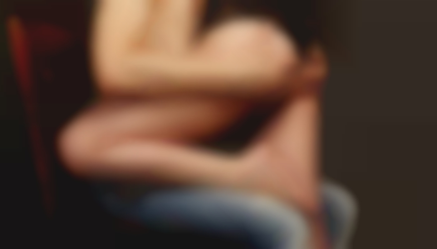 Comment les rencontres en ligne facilitent les liens entre jeunes hommes et femmes mûres ?